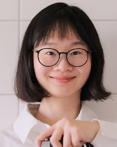 Xing Liu. Portrait photo.